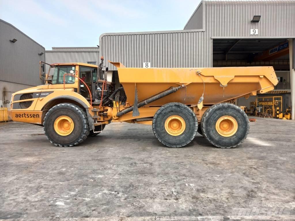 Volvo A40F (Abu Dhabi) Зчленовані самоскиди