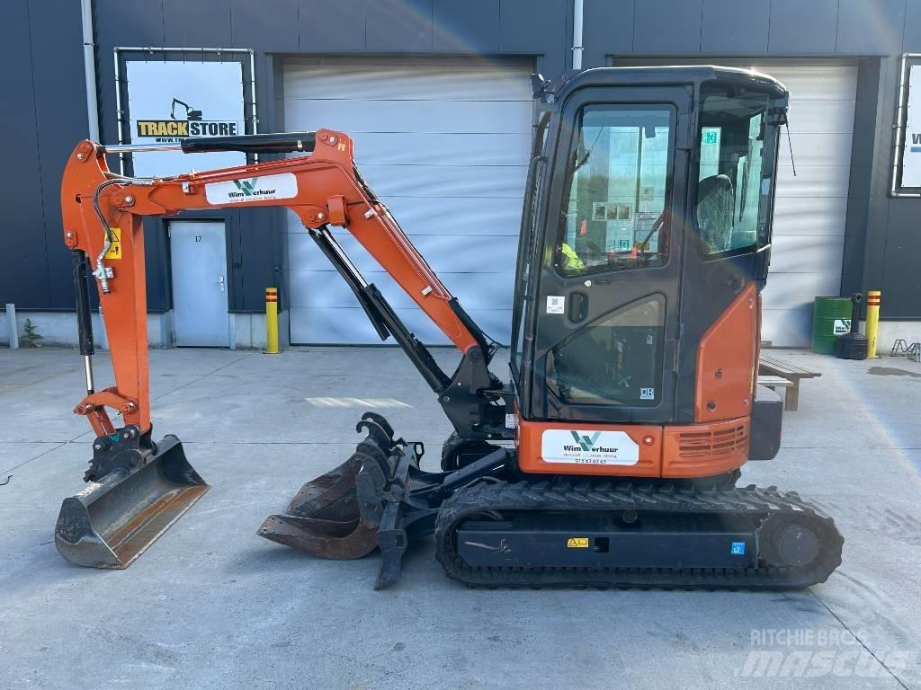 Hitachi ZX 26 U-6 Міні-екскаватори < 7т