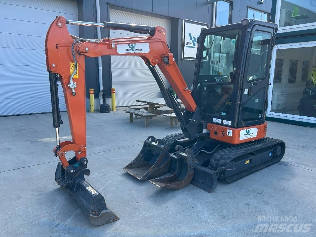Hitachi ZX 26 U-6 Міні-екскаватори < 7т