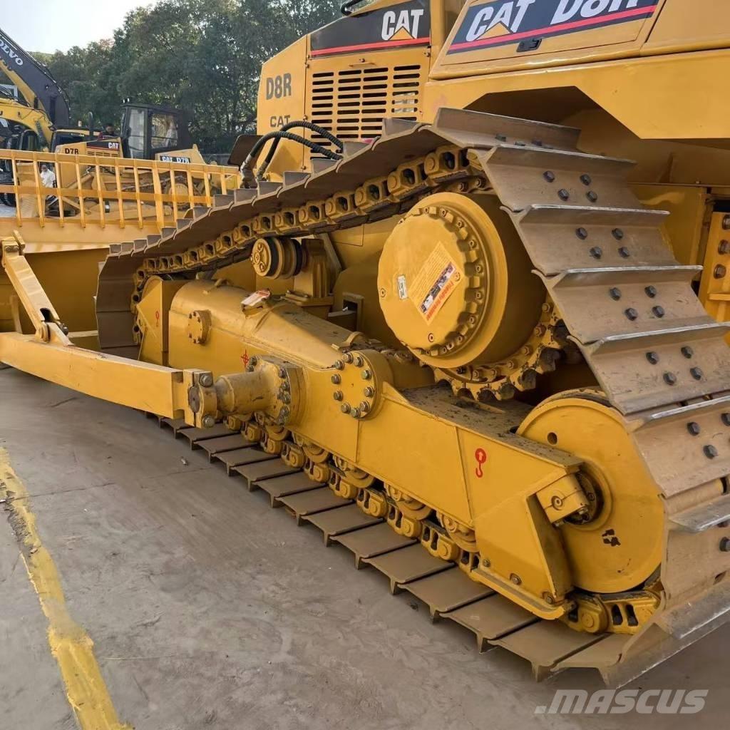 CAT D 8 R Гусеничні бульдозери