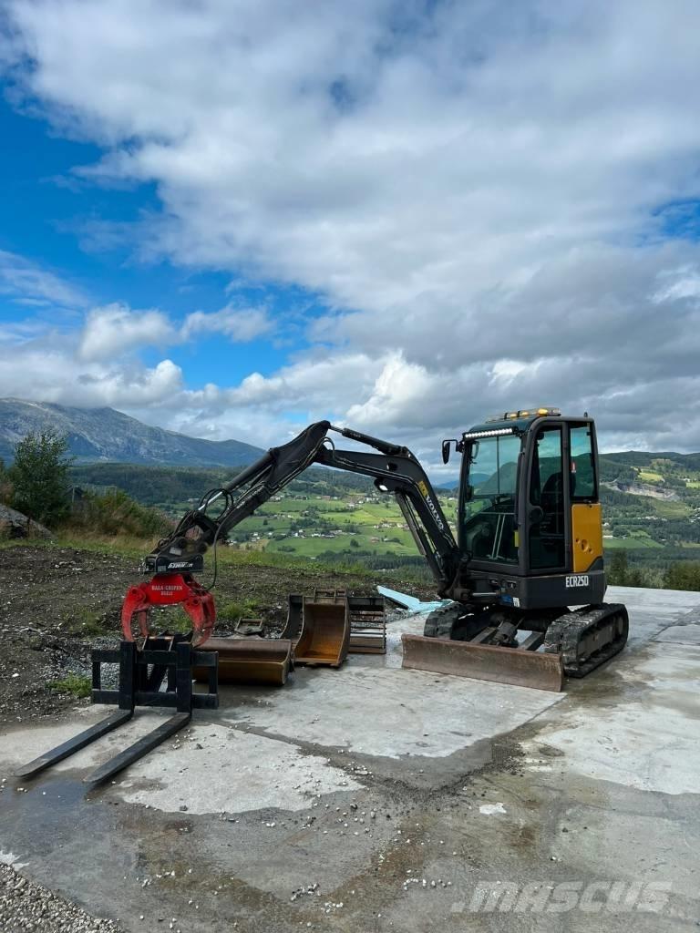 Volvo ECR25D Міні-екскаватори < 7т
