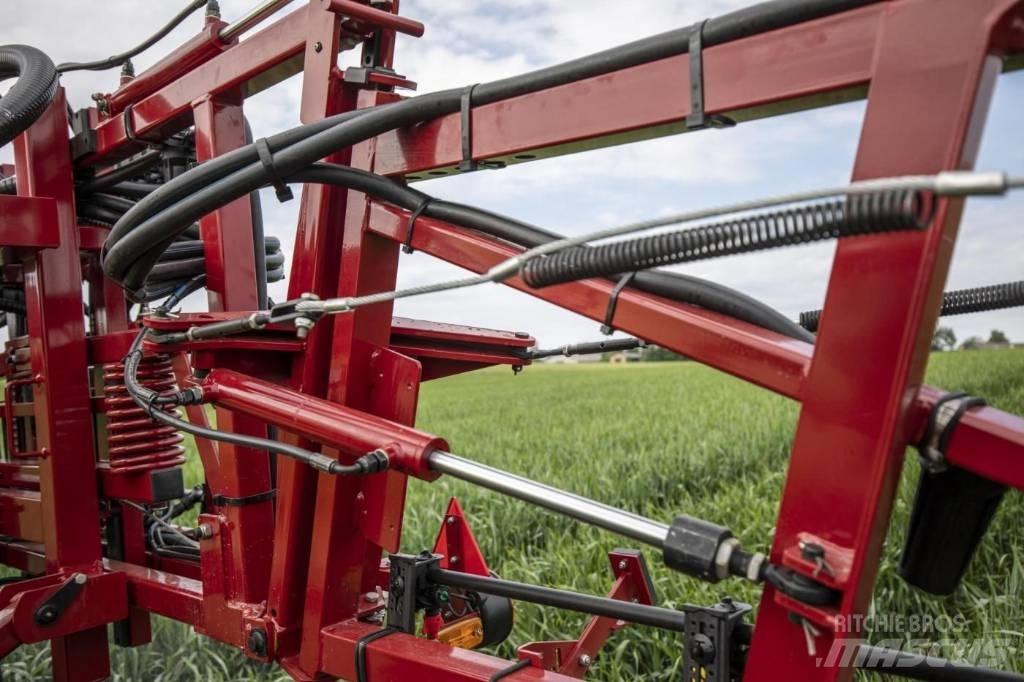 Hardi Ranger 2500 Причіпні обприскувачі