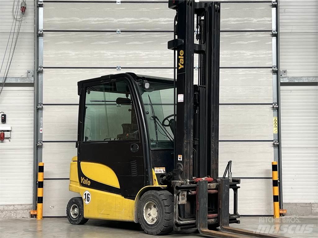 Yale ERP30VL Електронавантажувачі