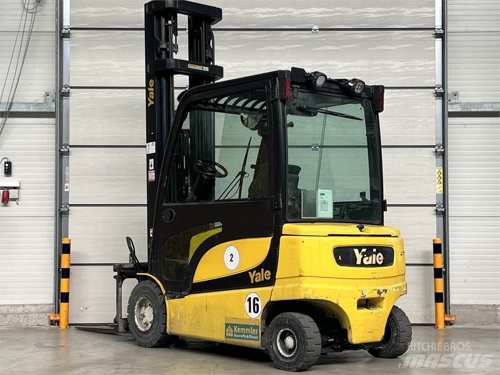 Yale ERP30VL Електронавантажувачі
