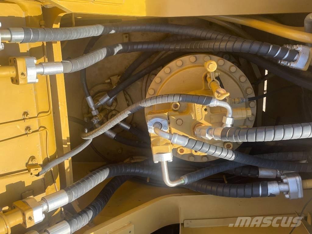 CAT 340D2L Гусеничні екскаватори