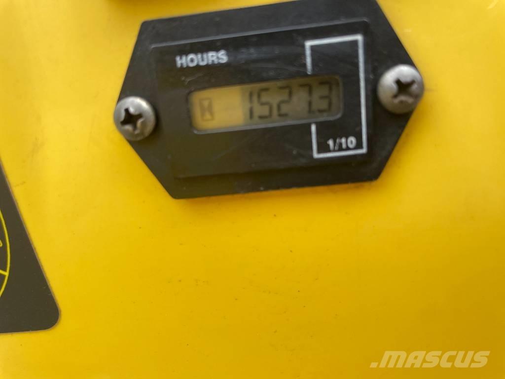 Wacker Neuson 803 Гусеничні екскаватори