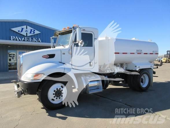 Peterbilt 337 Вантажівки-цистерни