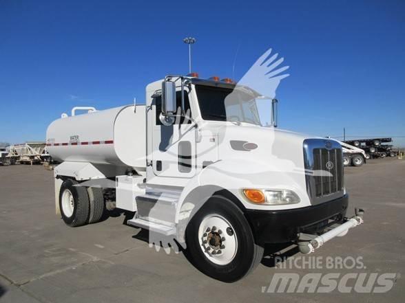 Peterbilt 337 Вантажівки-цистерни