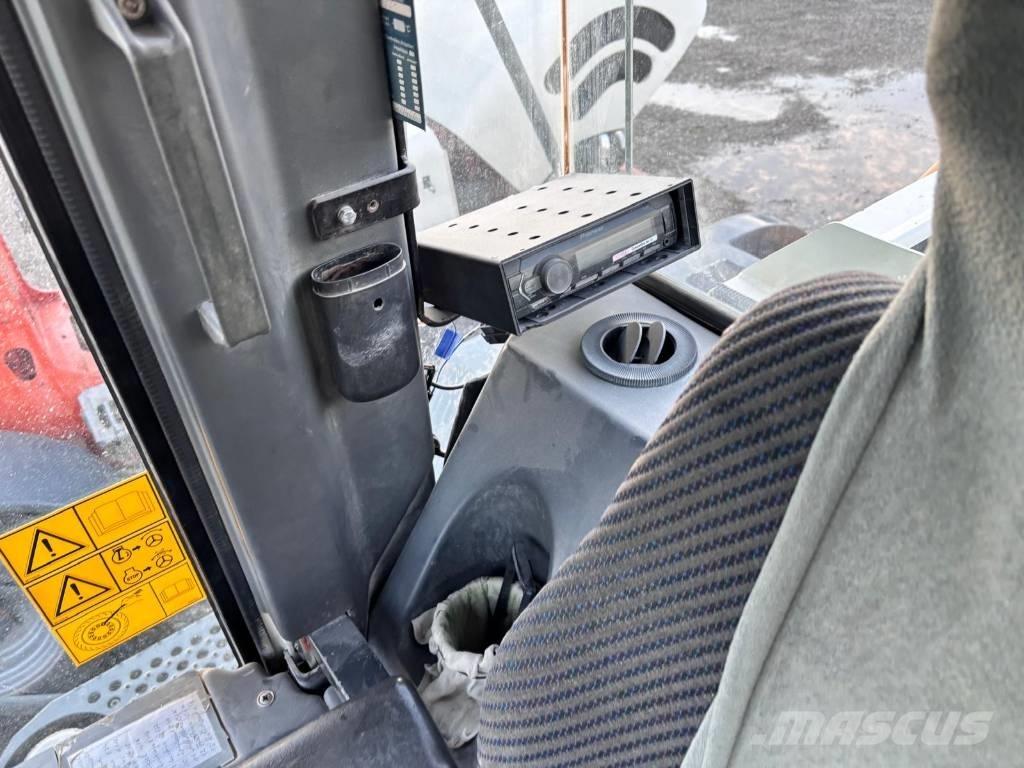 Liebherr L 544 Фронтальні навантажувачі