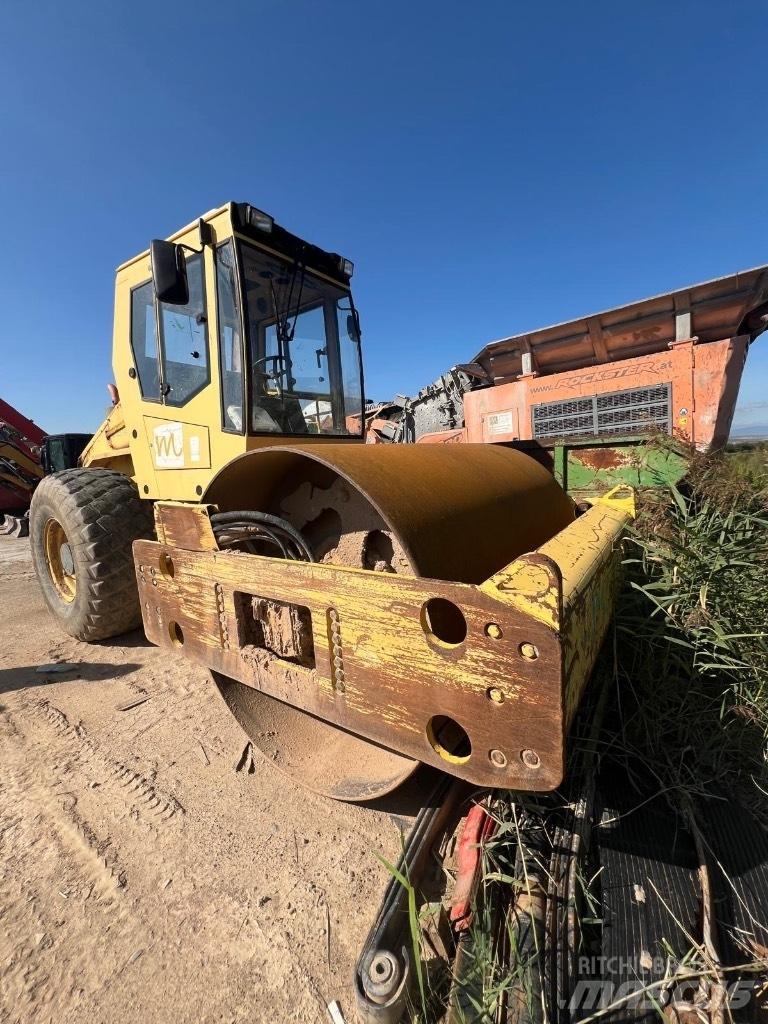 Bomag BW 211 D-3 Грунтові котки