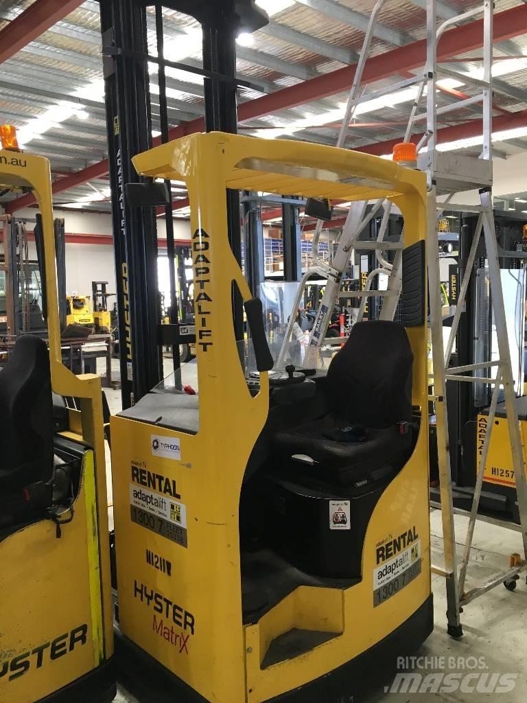 Hyster R1.6 Річ-трак із високим підйомом