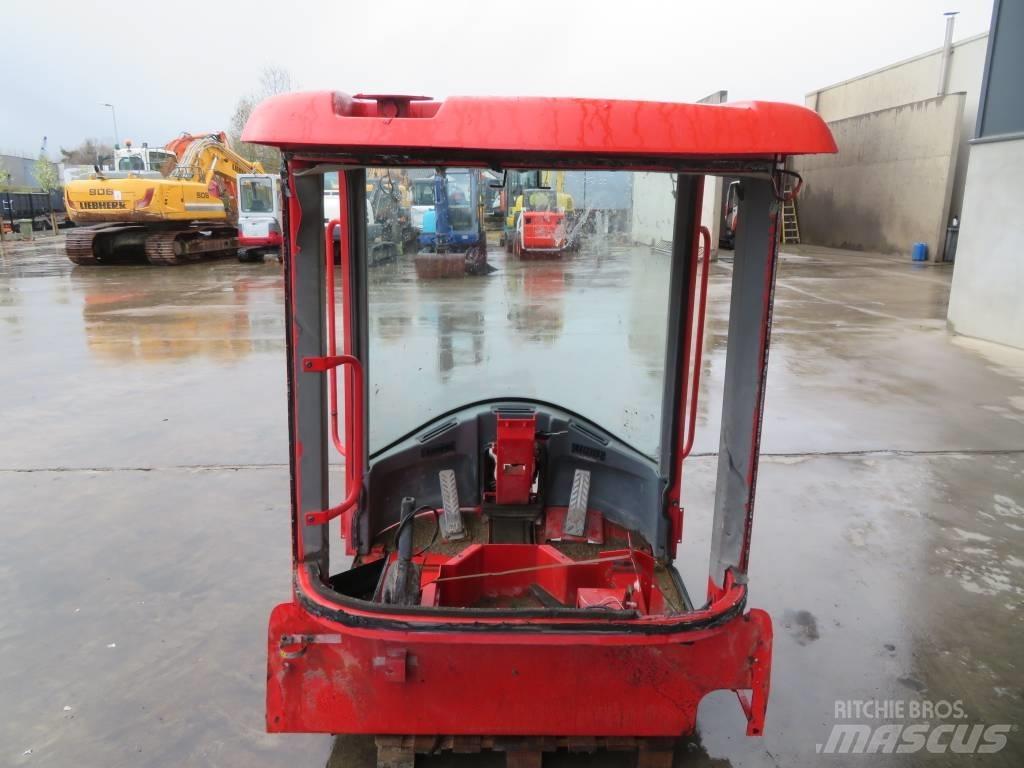 Volvo L 30 B / L 35 Кабіна
