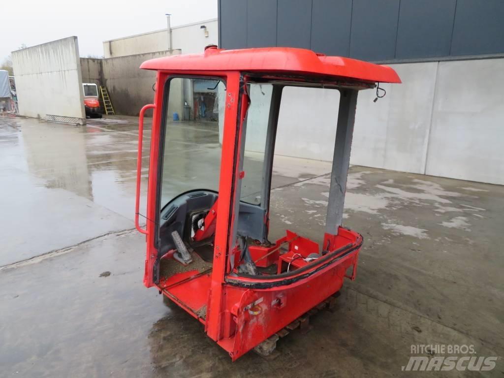 Volvo L 30 B / L 35 Кабіна