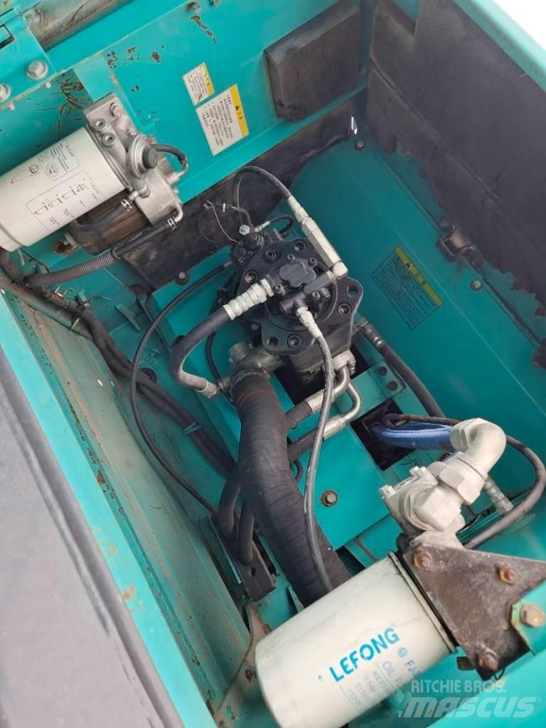 Kobelco SK 260 Гусеничні екскаватори