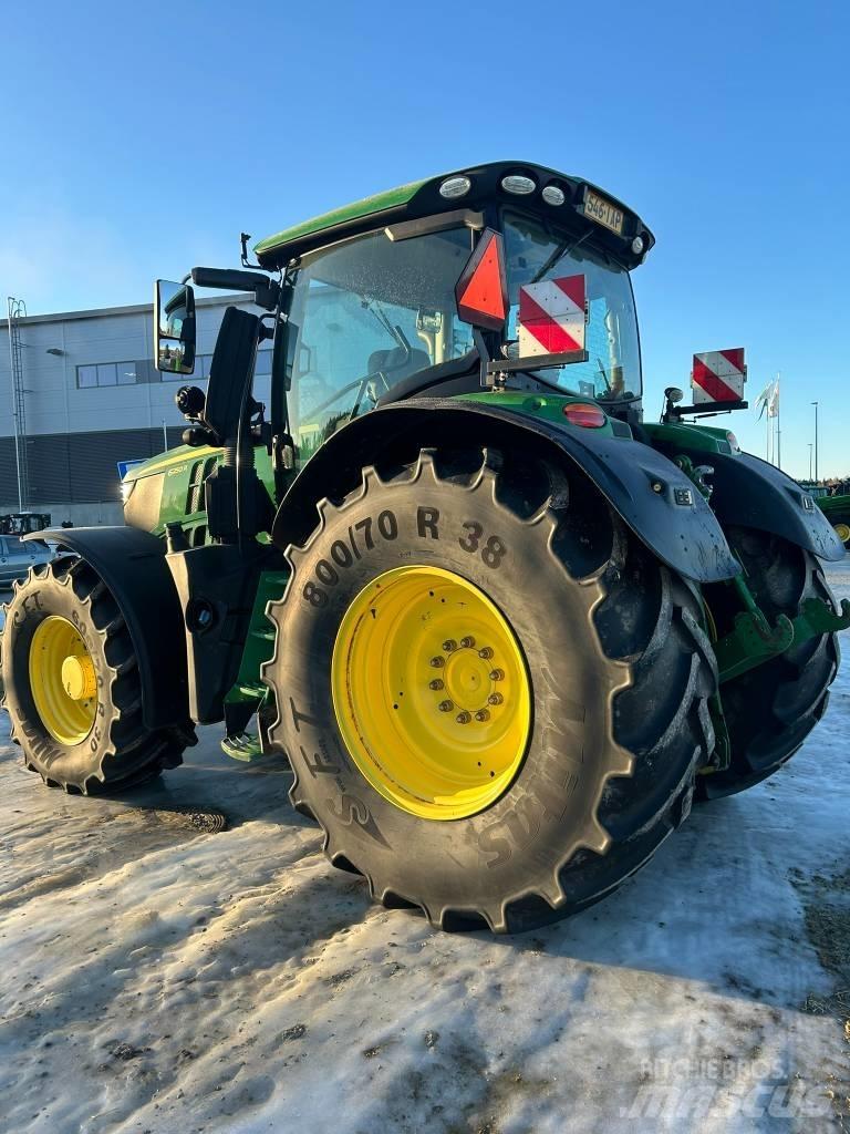 John Deere 6250 R Трактори