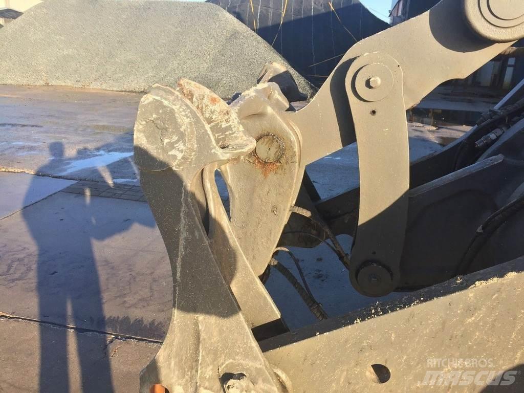 Volvo L 120 F Фронтальні навантажувачі