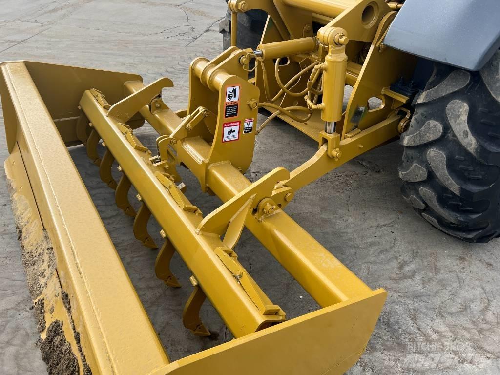 John Deere 210L EP Фронтальні навантажувачі та екскаватори