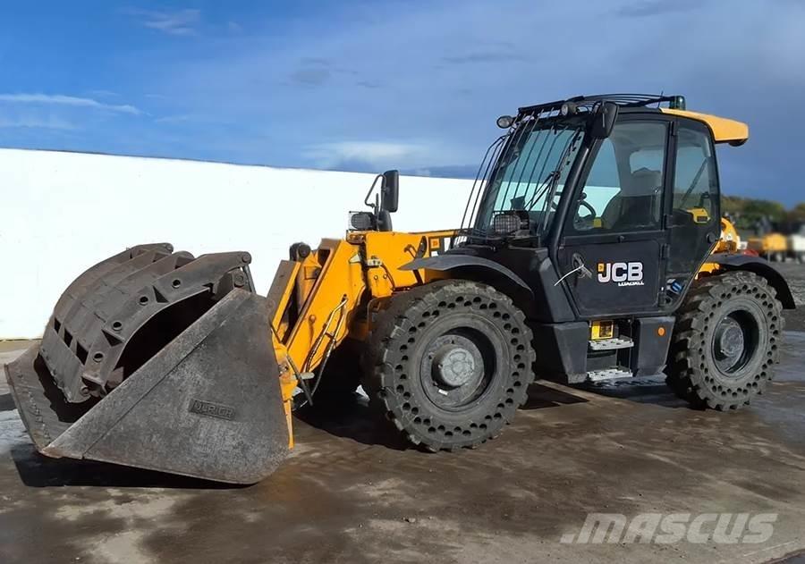 JCB 541-70 Телескопічні навантажувачі