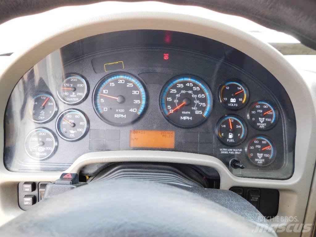 International 4300 Автоконтейнеровози
