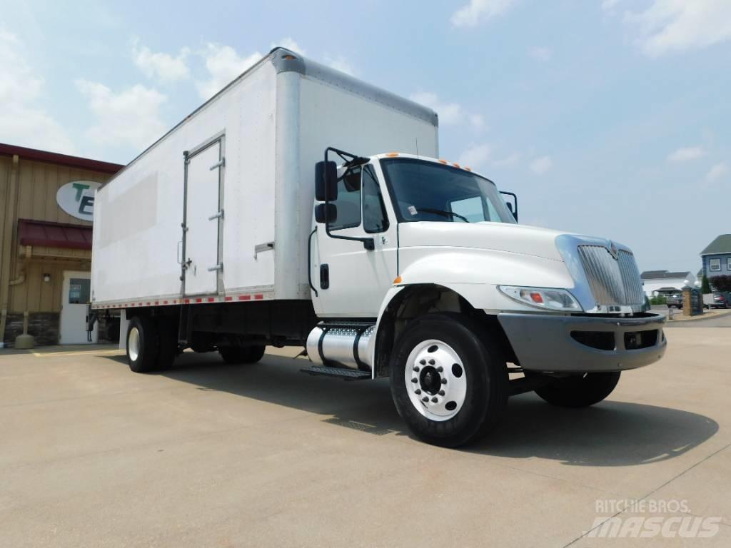 International 4300 Автоконтейнеровози