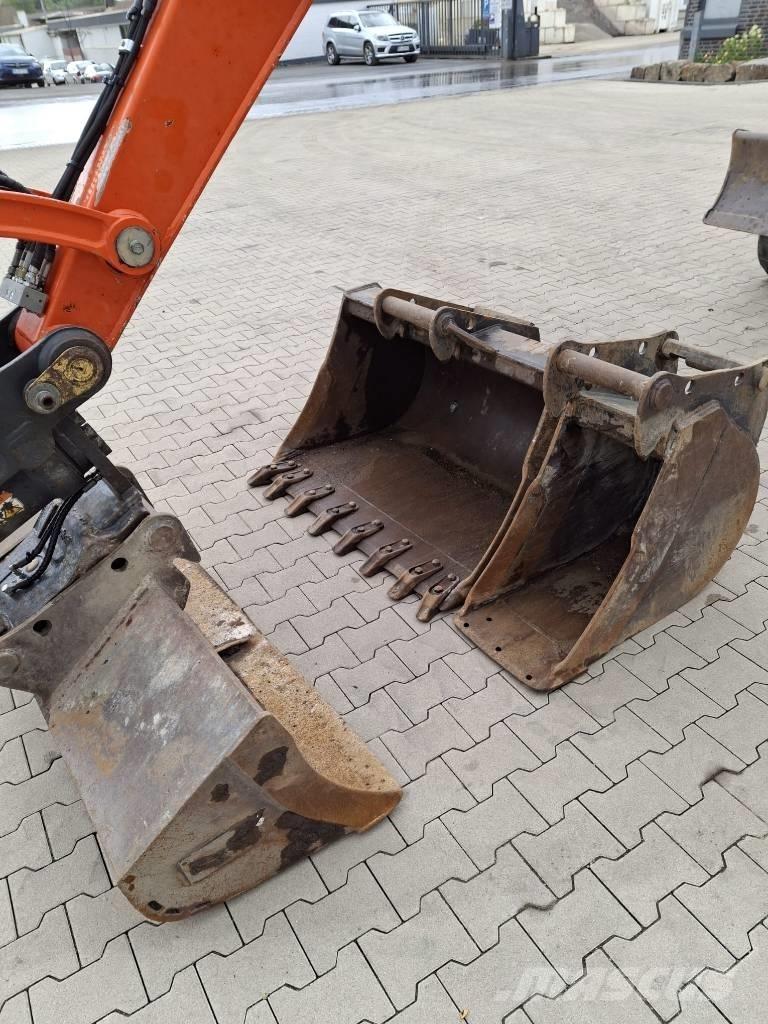 Kubota KX 080-4 Середні екскаватори 7т. - 12т.