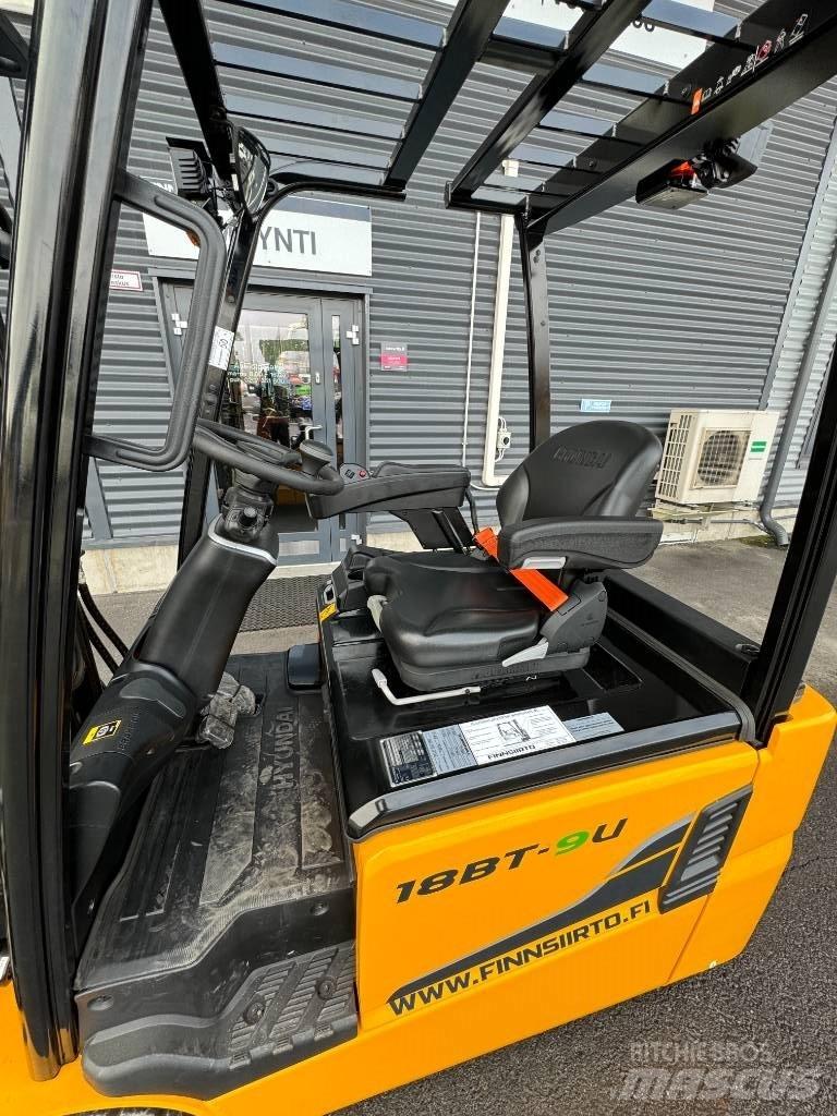 Hyundai 18BT-9U Електронавантажувачі