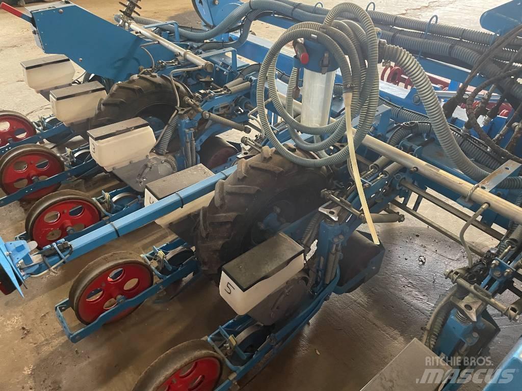 Monosem MS-12R Високоточні сівалки
