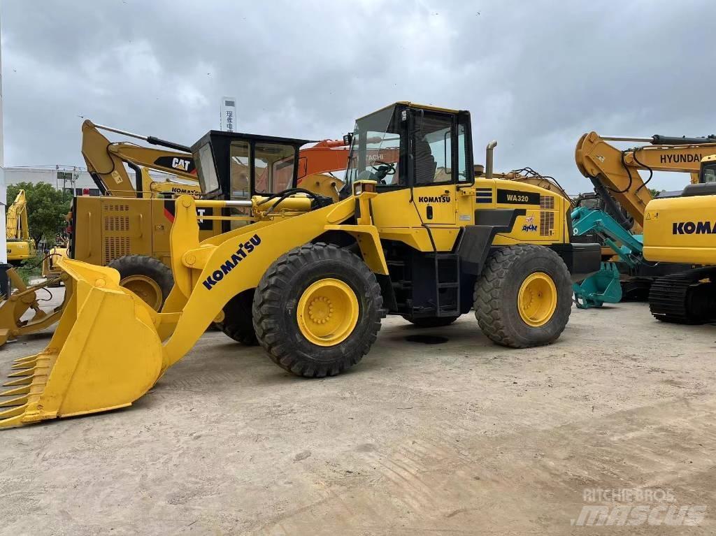 Komatsu WA 320-5 Фронтальні навантажувачі
