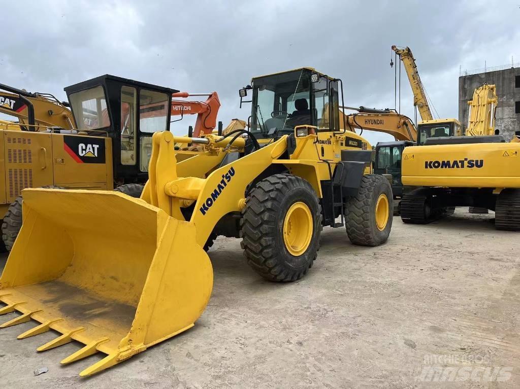 Komatsu WA 320-5 Фронтальні навантажувачі