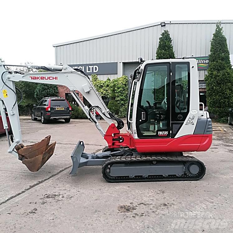 Takeuchi TB235 Міні-екскаватори < 7т