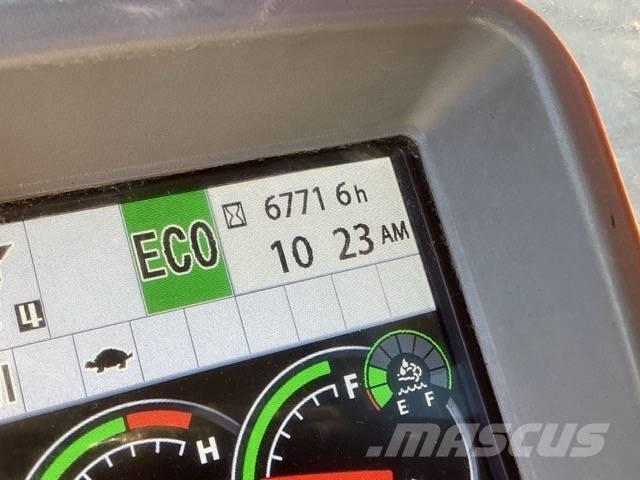 Hitachi ZX 210 LC-6 Гусеничні екскаватори