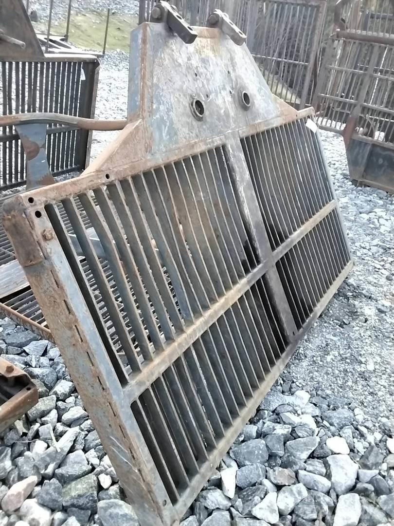 Valmet 840.3 Інше обладнання