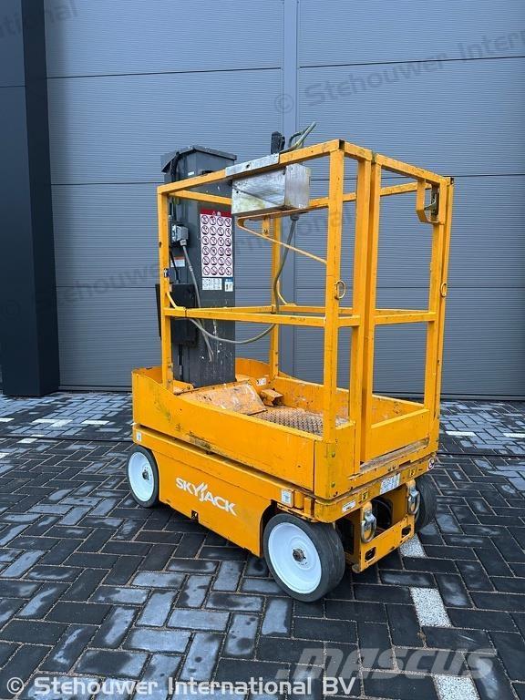 SkyJack SJ12 SJ 12 Інші підйомники і платформи