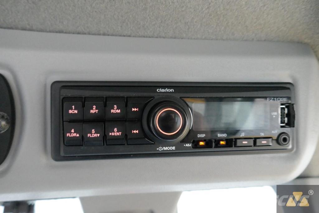 CAT 930M Фронтальні навантажувачі