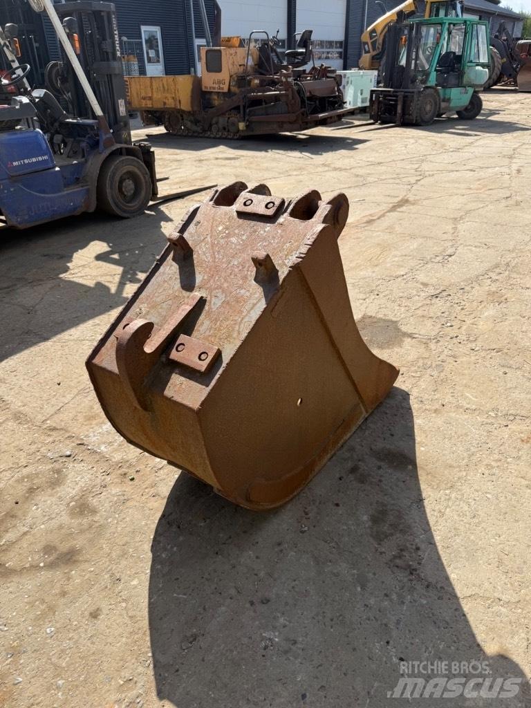 Andet S1 skifte Ковші