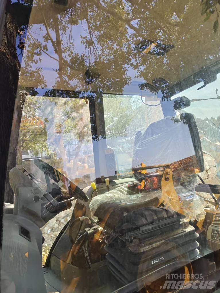 JCB 4 CX Екскаватори-навантажувачі