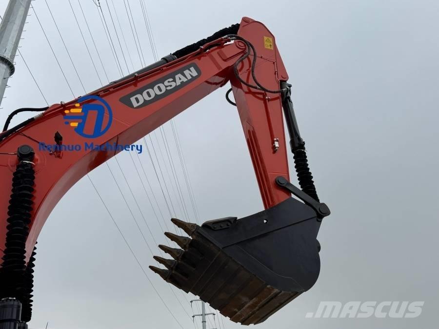 Doosan DX 300LC-9C Гусеничні екскаватори