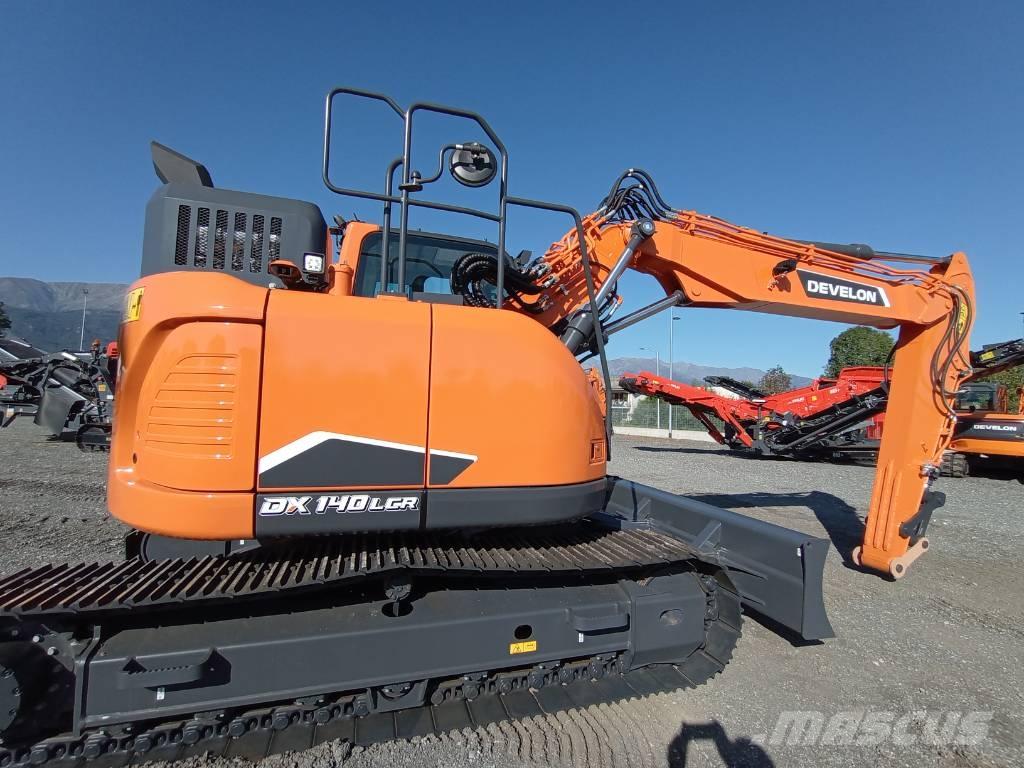 Develon DX 140 LCR-7 Гусеничні екскаватори