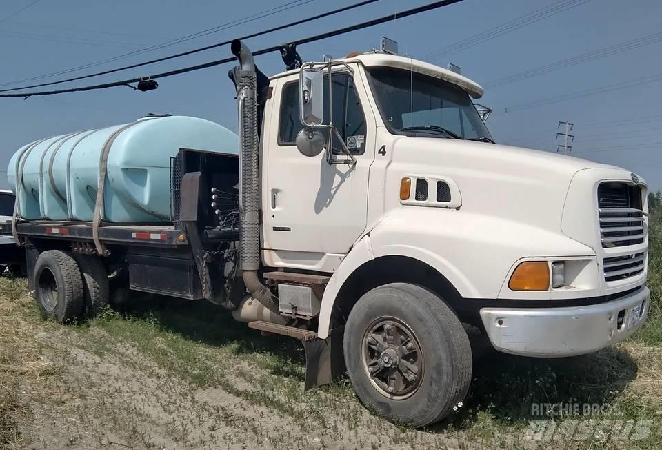 Sterling L 8513 Автокрани