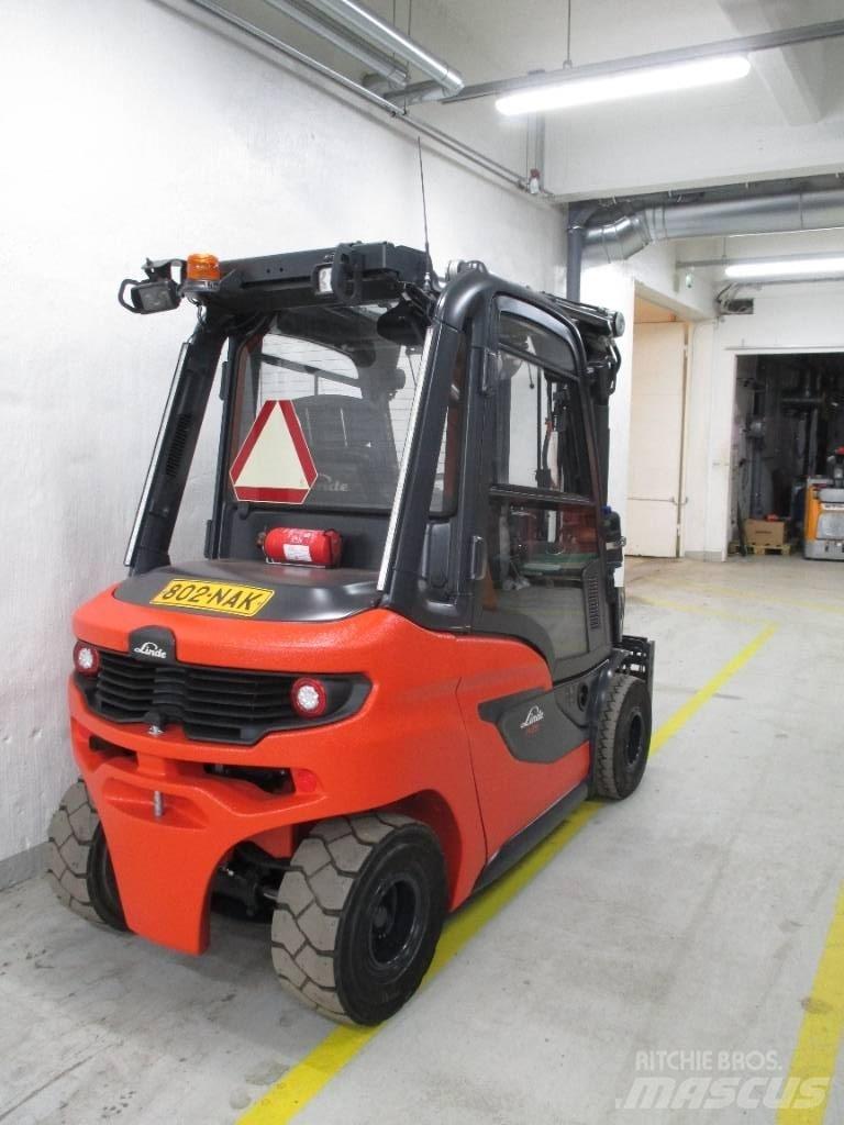 Linde H25D Дизельні навантажувачі