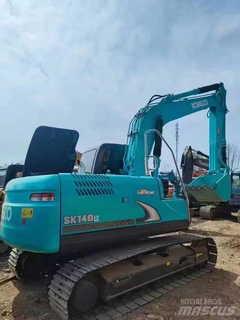 Kobelco SK 140 LC Гусеничні екскаватори