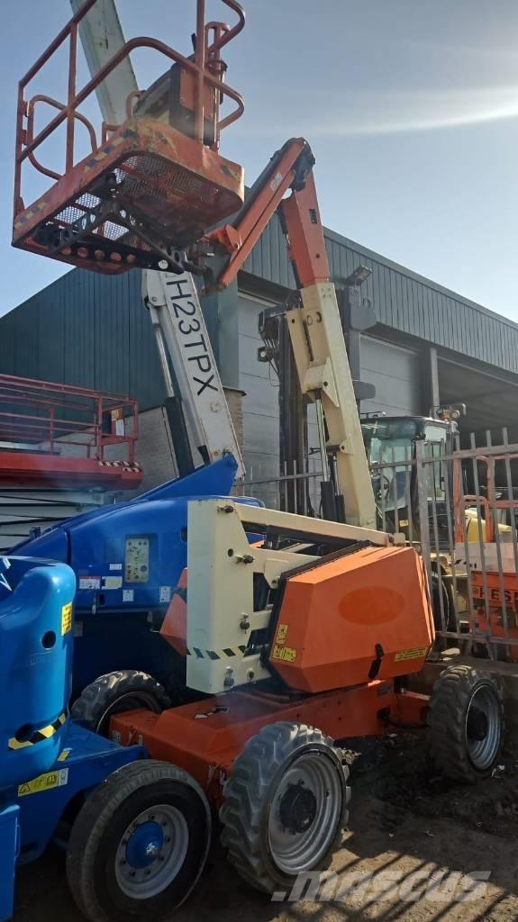 JLG 340 AJ Колінчаті підйомники