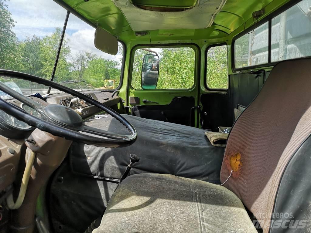 IFA W50 LA Трактори