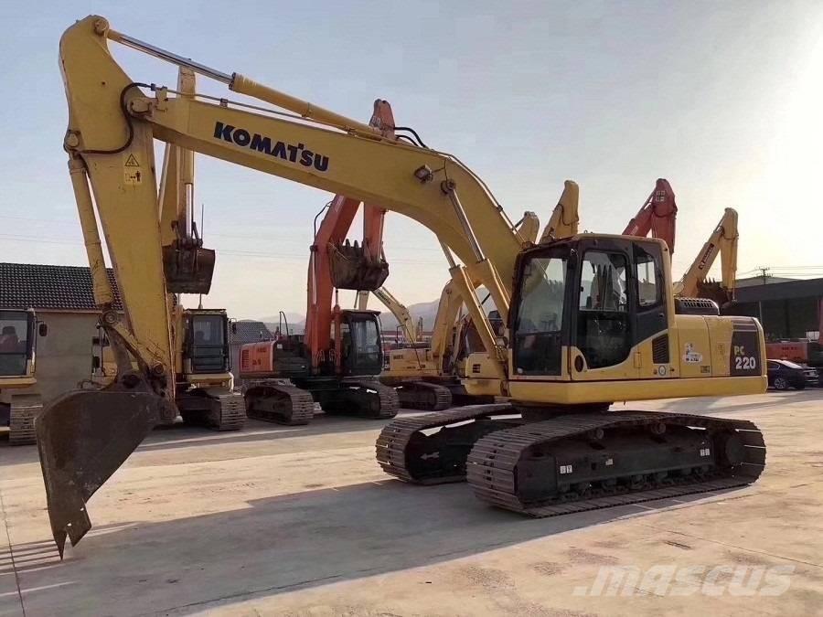 Komatsu pc220-7 Гусеничні екскаватори