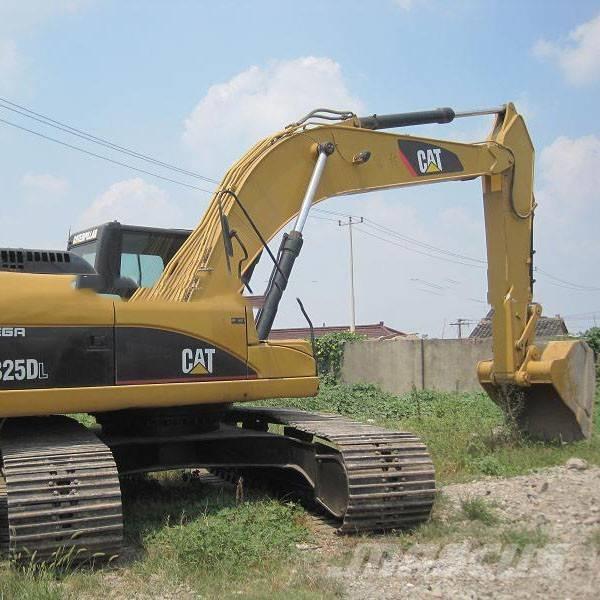 CAT 325DL Гусеничні екскаватори
