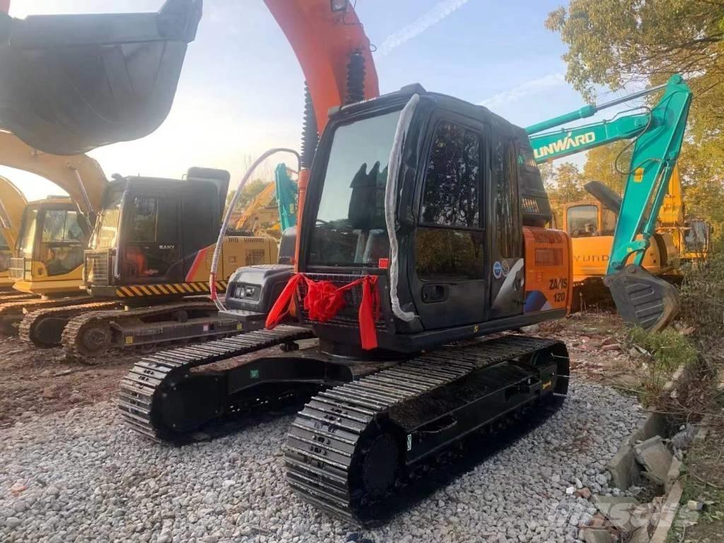 Hitachi zaxis120 Гусеничні екскаватори