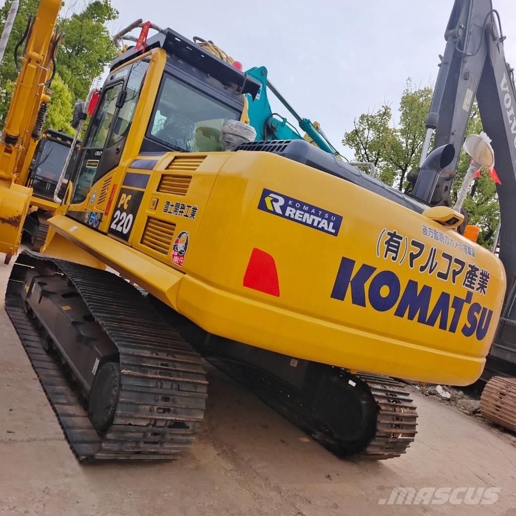 Komatsu PC 220-8 Гусеничні екскаватори