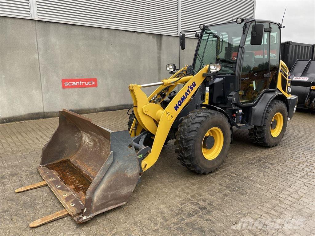 Komatsu WA70M-8EO Багатофункціональне обладнання для вантажних і землекопальних робіт