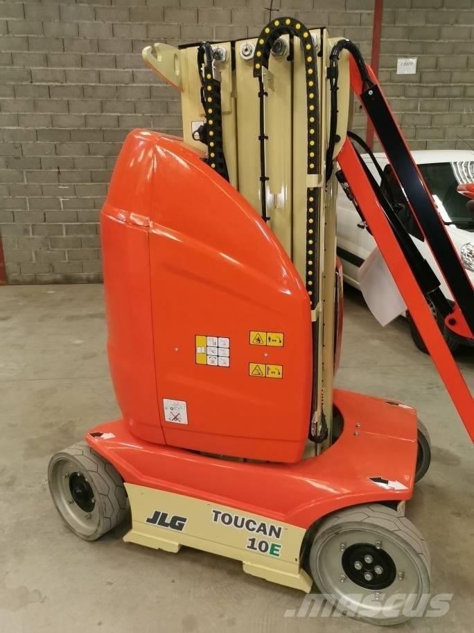 JLG Toucan 10 E Вертикальні щоглові підйомники
