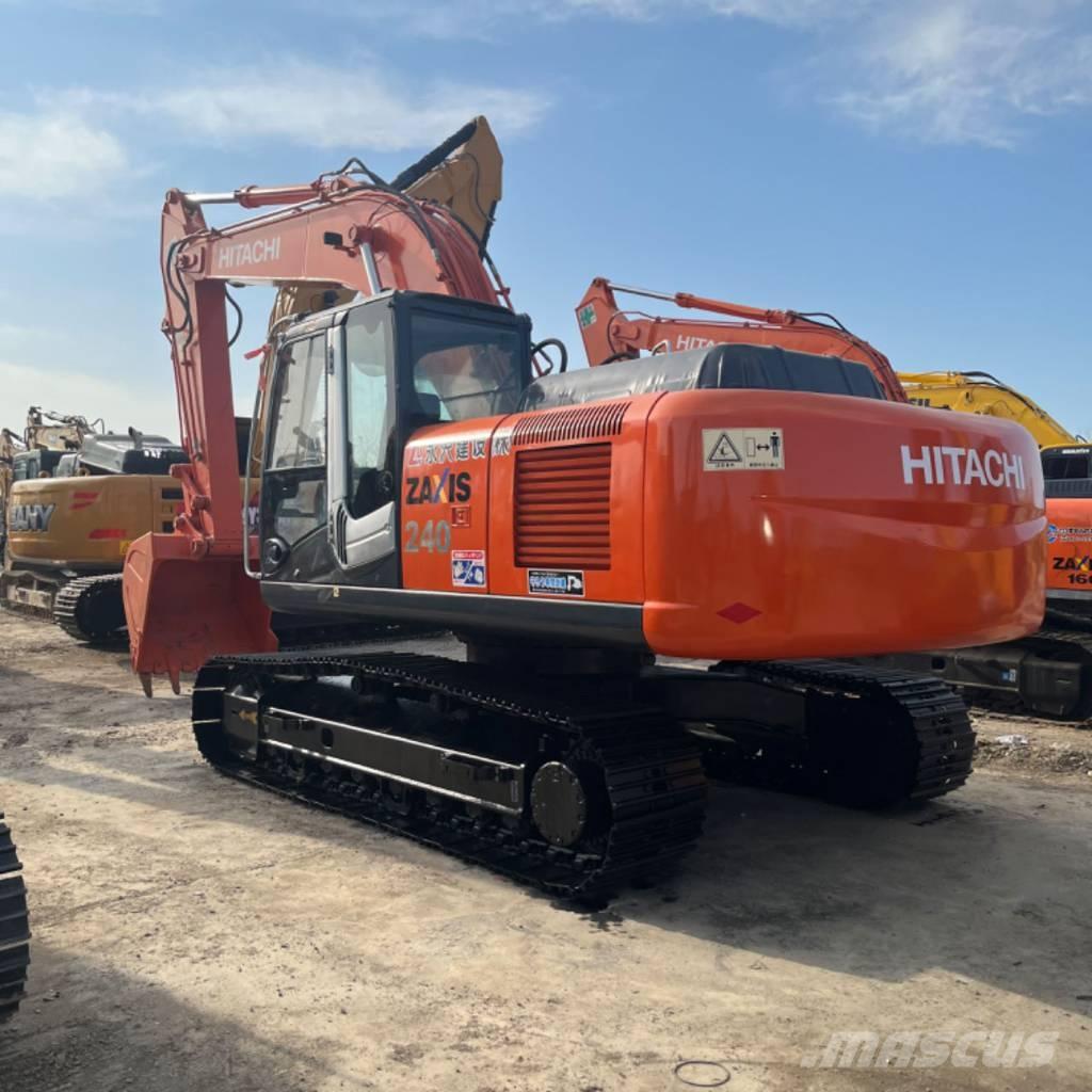 Hitachi ZX 240 Гусеничні екскаватори